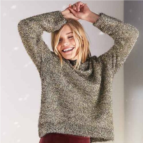 UO Silence + Noise tinsel holiday sweater - Picture 1 of 6